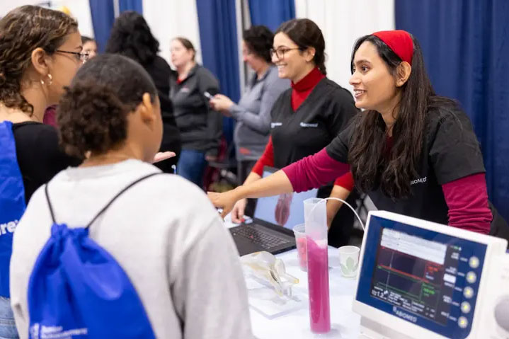 Junior Achievement Pushes Students Forward